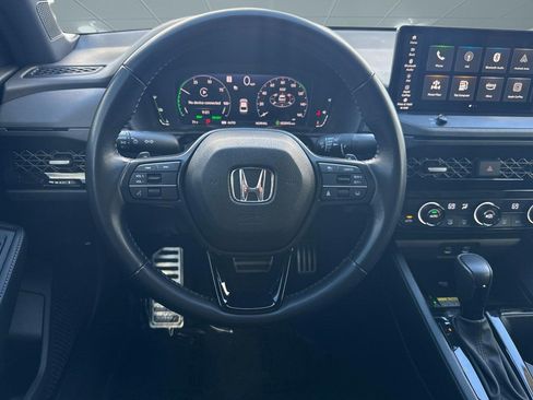 Used 2025 Honda Accord Sport image 27