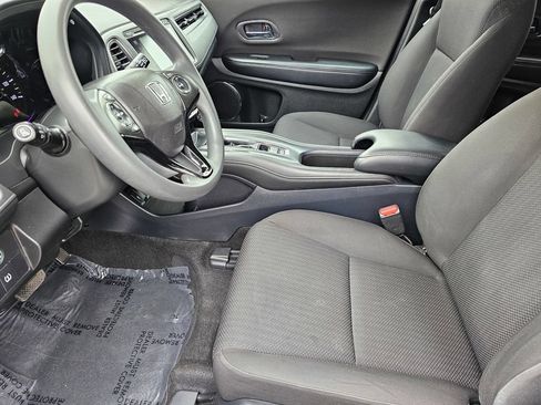 Used 2018 Honda HR-V EX image 24