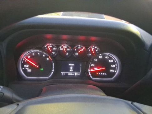 Used 2022 Chevrolet Silverado 1500 Custom w/ LPO, Dark Essentials Package image 5