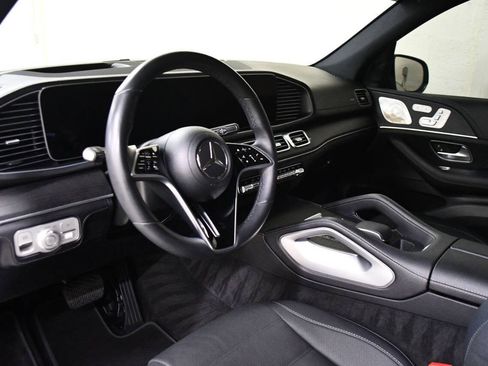 Used 2024 Mercedes-Benz GLE 450 4MATIC image 13