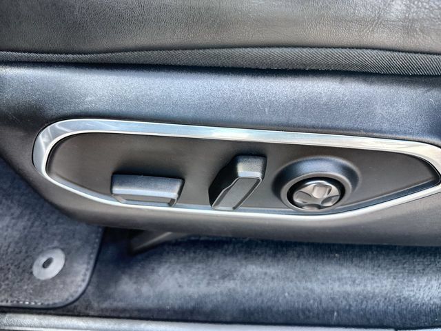 Used 2025 Jeep Wagoneer 4WD image 12