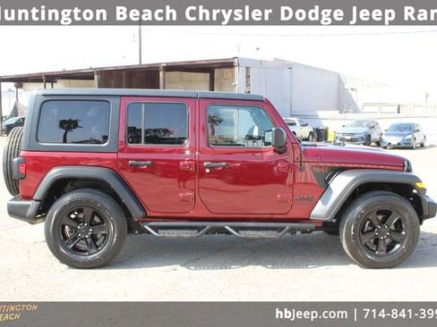 Used 2021 Jeep Wrangler Unlimited Sport image 3