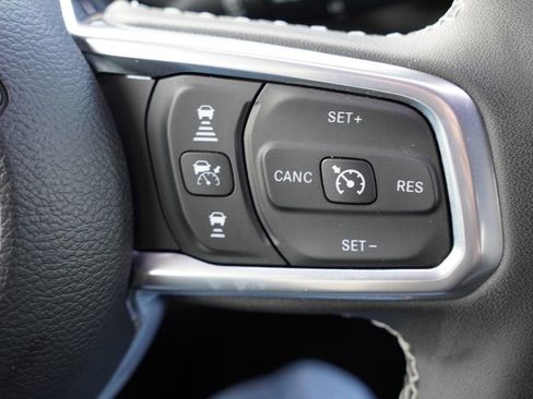 Certified 2025 Jeep Wrangler Unlimited Sahara w/ Safety Group image 32