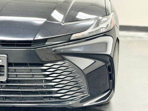 Used 2026 Toyota Camry LE FWD image 8