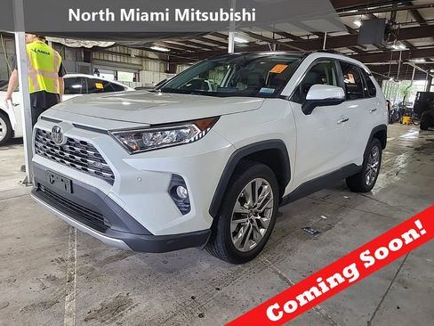Used 2019 Toyota RAV4 Limited w/ Advanced Technology Package image 1