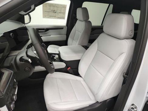 New 2026 Chevrolet Tahoe Premier w/ Sun And Tow Package AWD/4WD image 18