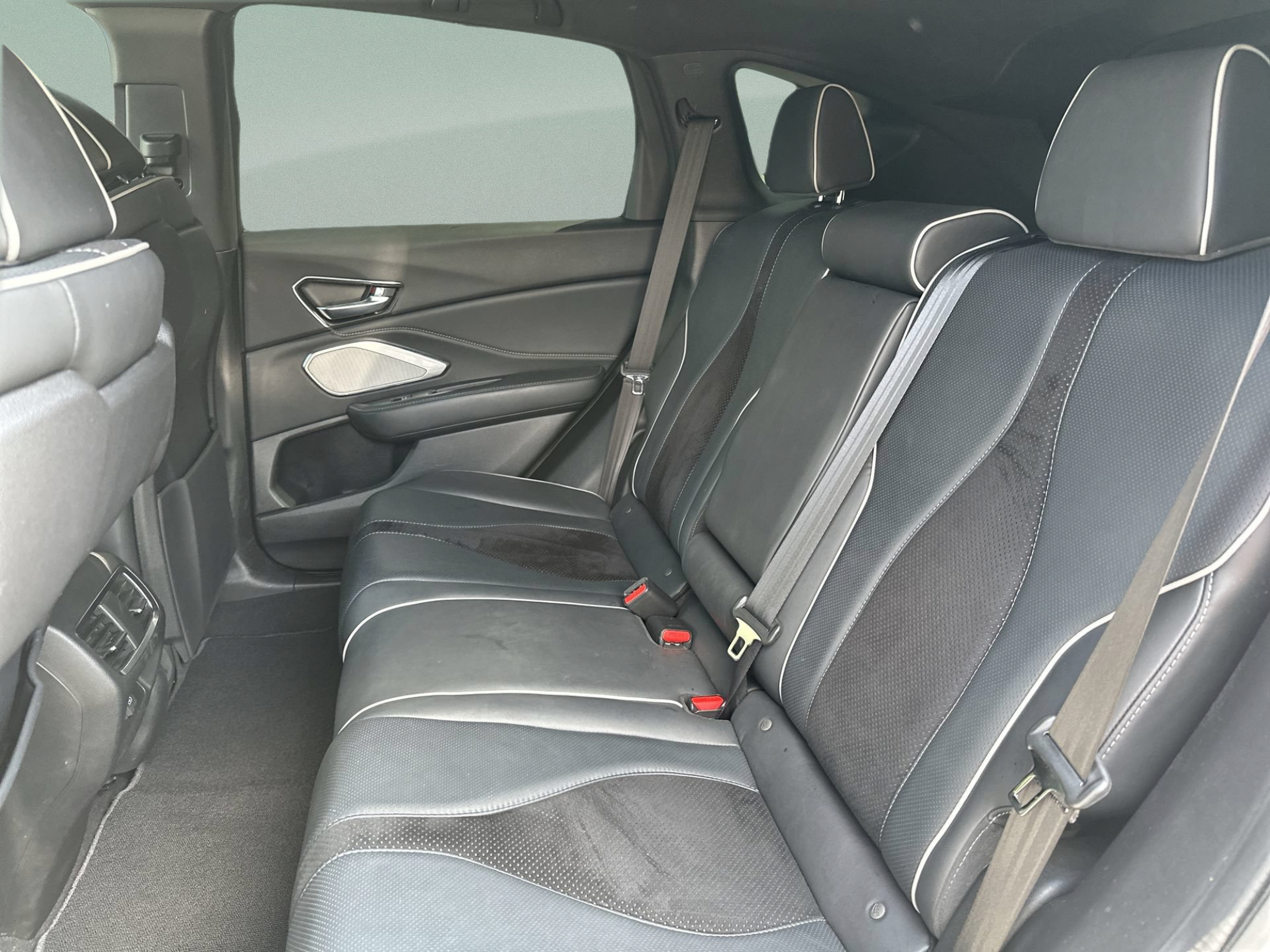 Used 2020 Acura RDX w/ Advance Package FWD image 25