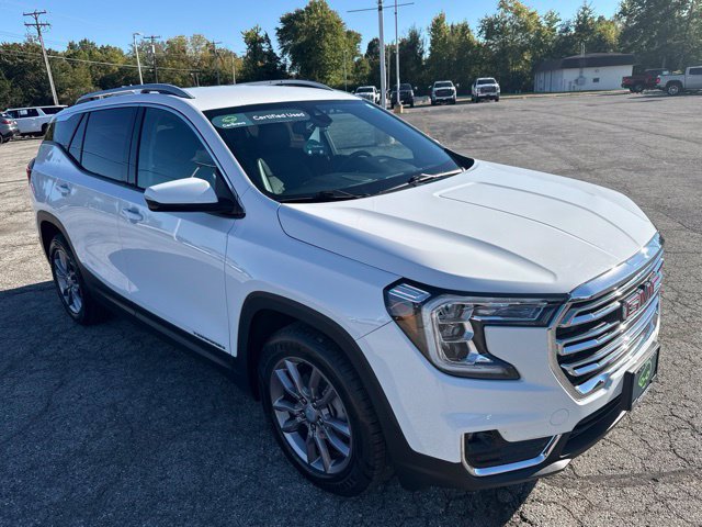 Certified 2022 GMC Terrain SLT w/ Infotainment Package II FWD image 7