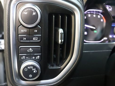 Used 2019 GMC Sierra 1500 SLE w/ SLE Value Package AWD/4WD image 42