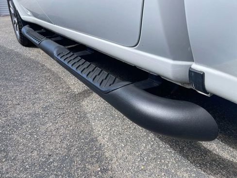 Used 2021 Chevrolet Silverado 1500 LT image 33