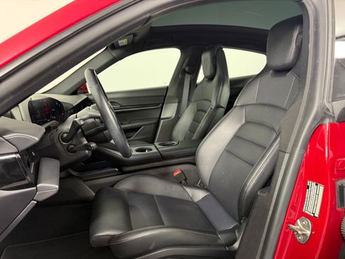 Certified 2022 Porsche Taycan image 5