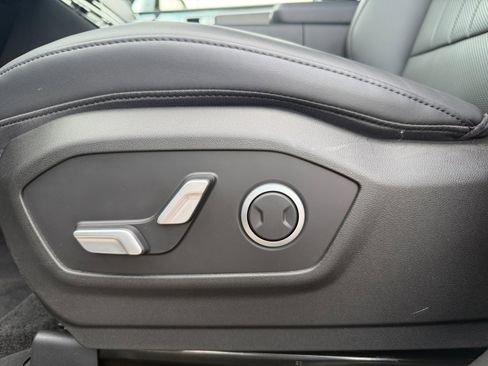 Used 2026 Hyundai Santa Fe SEL AWD/4WD image 14