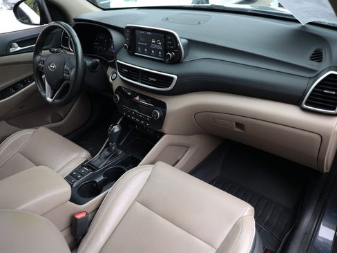 Used 2021 Hyundai Tucson Limited FWD image 22