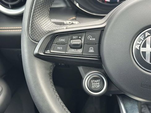 Used 2024 Alfa Romeo Tonale Ti image 24