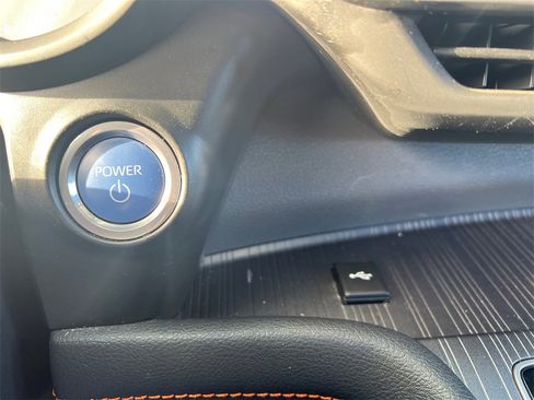 Used 2024 Toyota Sienna XSE image 23