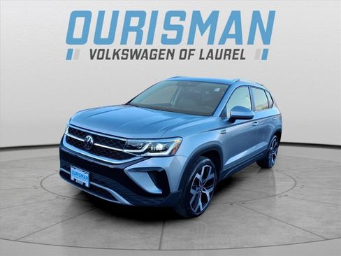 Used 2022 Volkswagen Taos SEL image 5