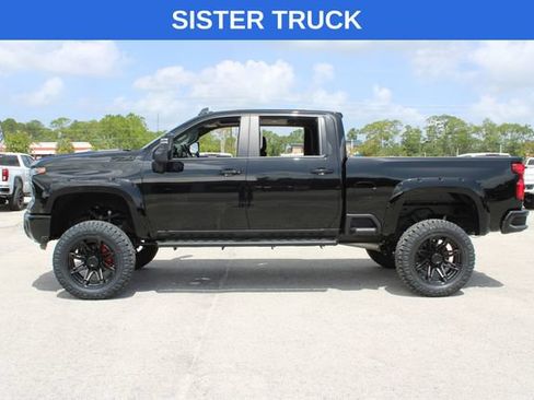 Used 2023 Chevrolet Silverado 2500 LT w/ True North Edition AWD/4WD image 8