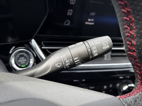 New 2026 Chevrolet Trax RS w/ Sunroof Package image 25