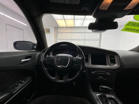 Used 2023 Dodge Charger Scat Pack w/ Navigation & Travel Group RWD image 5