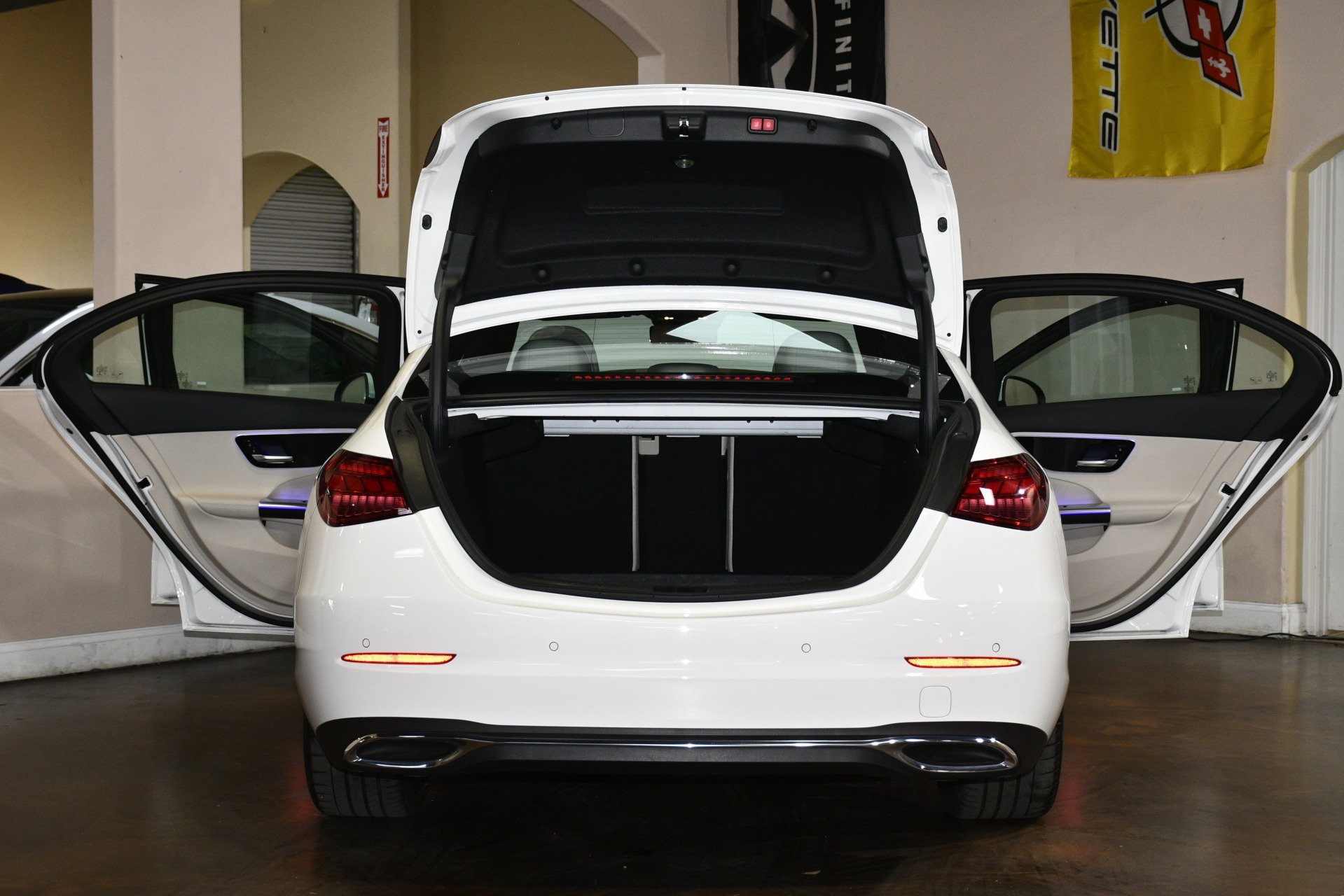 Used 2023 Mercedes-Benz C 300 Sedan image 88