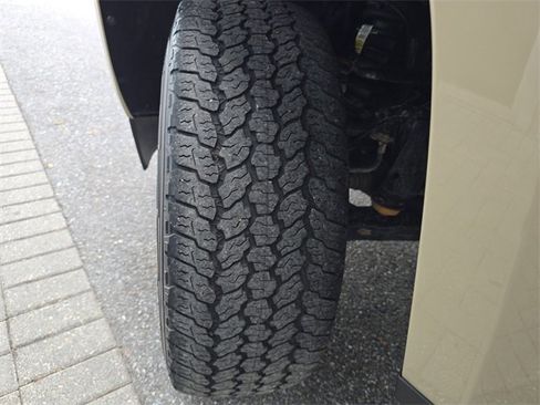 Used 2022 Chevrolet Colorado Z71 w/ Trail Boss Package image 30