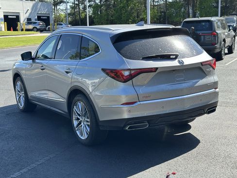 Used 2023 Acura MDX SH-AWD w/ Advance Package image 10