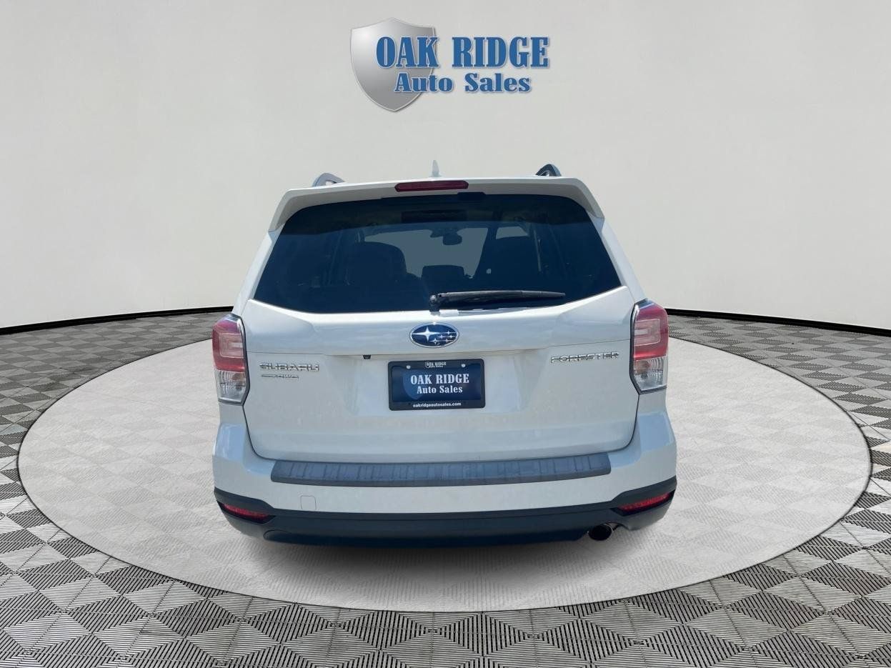 Used 2018 Subaru Forester 2.5i Limited AWD/4WD image 6