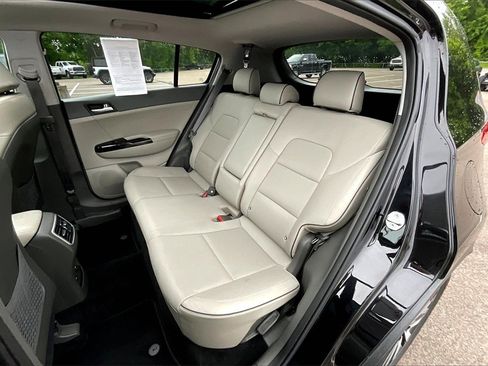 Used 2019 Kia Sportage EX w/ EX Technology Package image 26