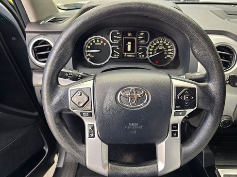 Used 2019 Toyota Tundra SR5 w/ SR5 Upgrade Package AWD/4WD image 25