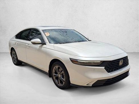 Used 2024 Honda Accord EX-L image 3
