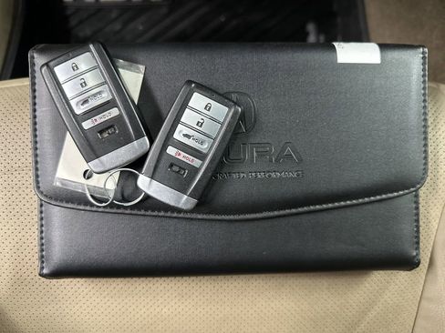 Used 2018 Acura RDX w/ Technology Package AWD/4WD image 39