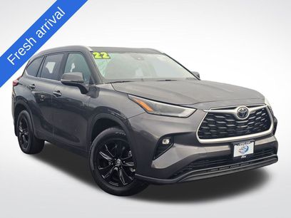 Used 2022 Toyota Highlander XLE