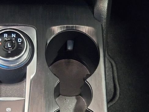 Used 2024 Ford Escape SE image 46