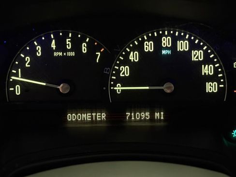 Used 2006 Cadillac XLR RWD image 37