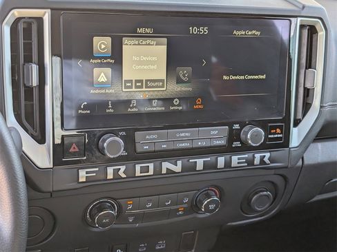 Certified 2025 Nissan Frontier SV image 12