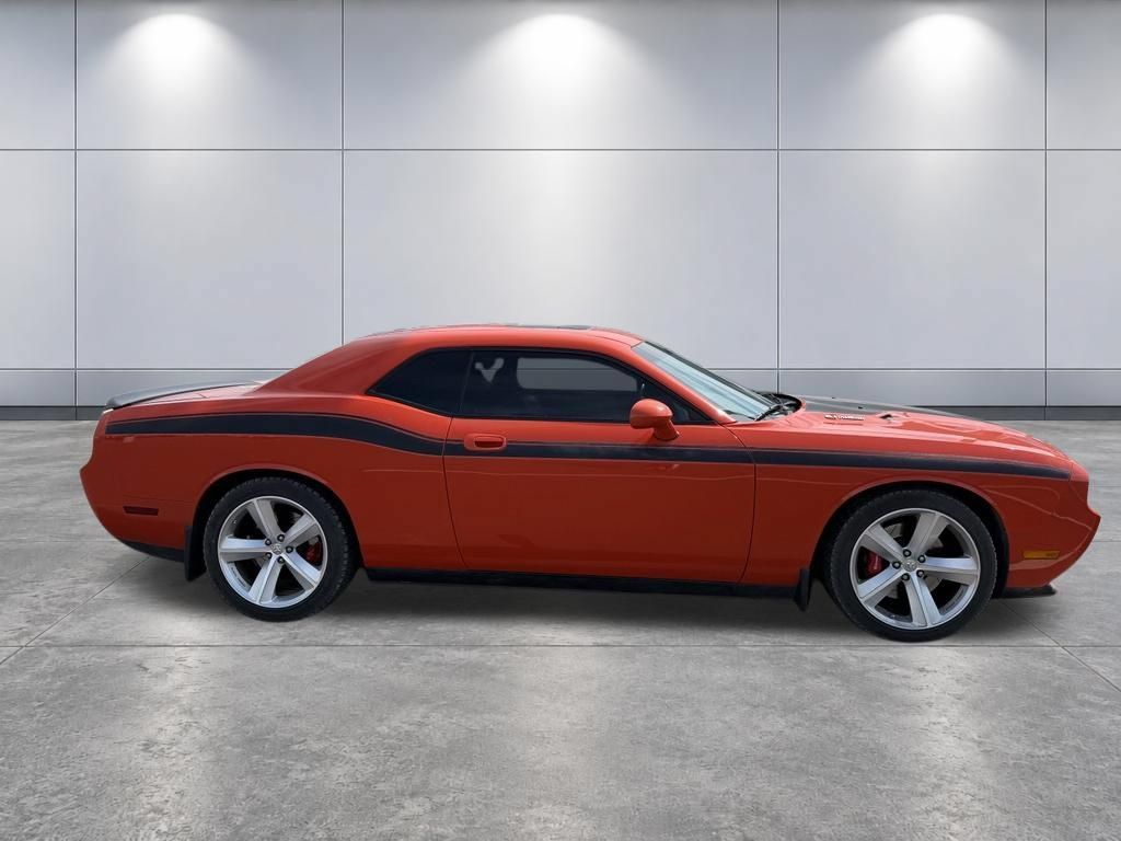 Used 2009 Dodge Challenger SRT8 w/ SRT Option Group II RWD image 4