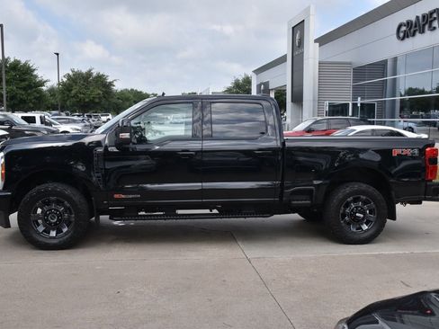 Certified 2023 Ford F250 Lariat w/ Lariat Ultimate Package AWD/4WD image 12