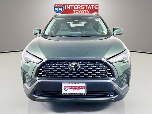 Used 2023 Toyota Corolla Cross LE w/ Moonroof Package AWD/4WD image 2