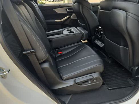 Certified 2025 Acura MDX FWD w/ Technology Package image 20