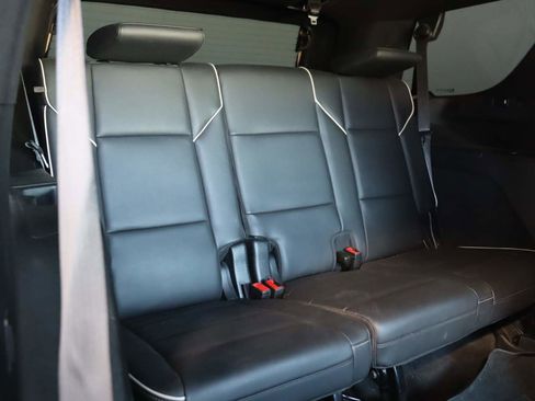 Used 2023 Cadillac Escalade Premium Luxury image 20