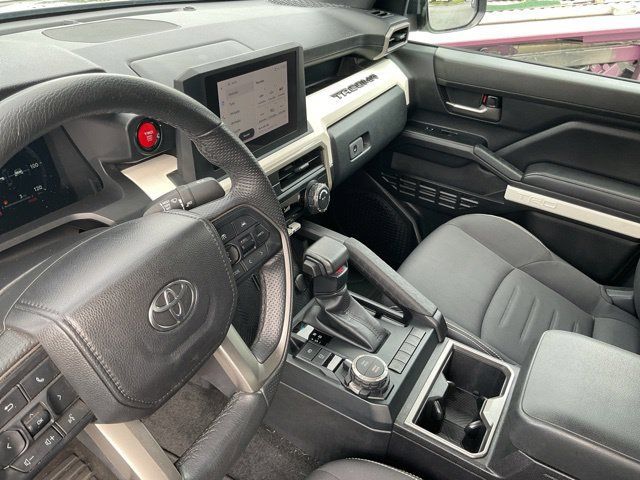 Used 2024 Toyota Tacoma TRD Sport AWD/4WD image 20