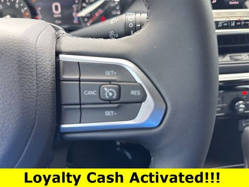 New 2026 Jeep Compass Latitude image 17