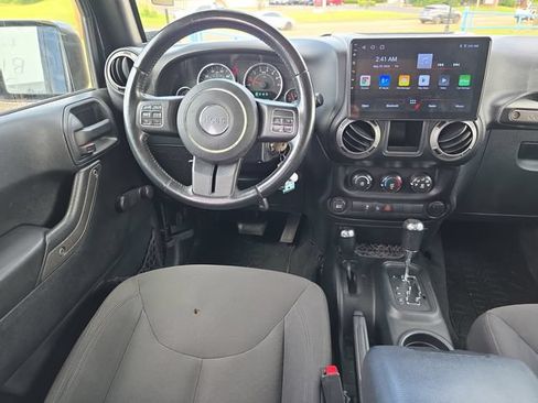 Used 2016 Jeep Wrangler Unlimited Sport w/ Max Tow Package AWD/4WD image 13