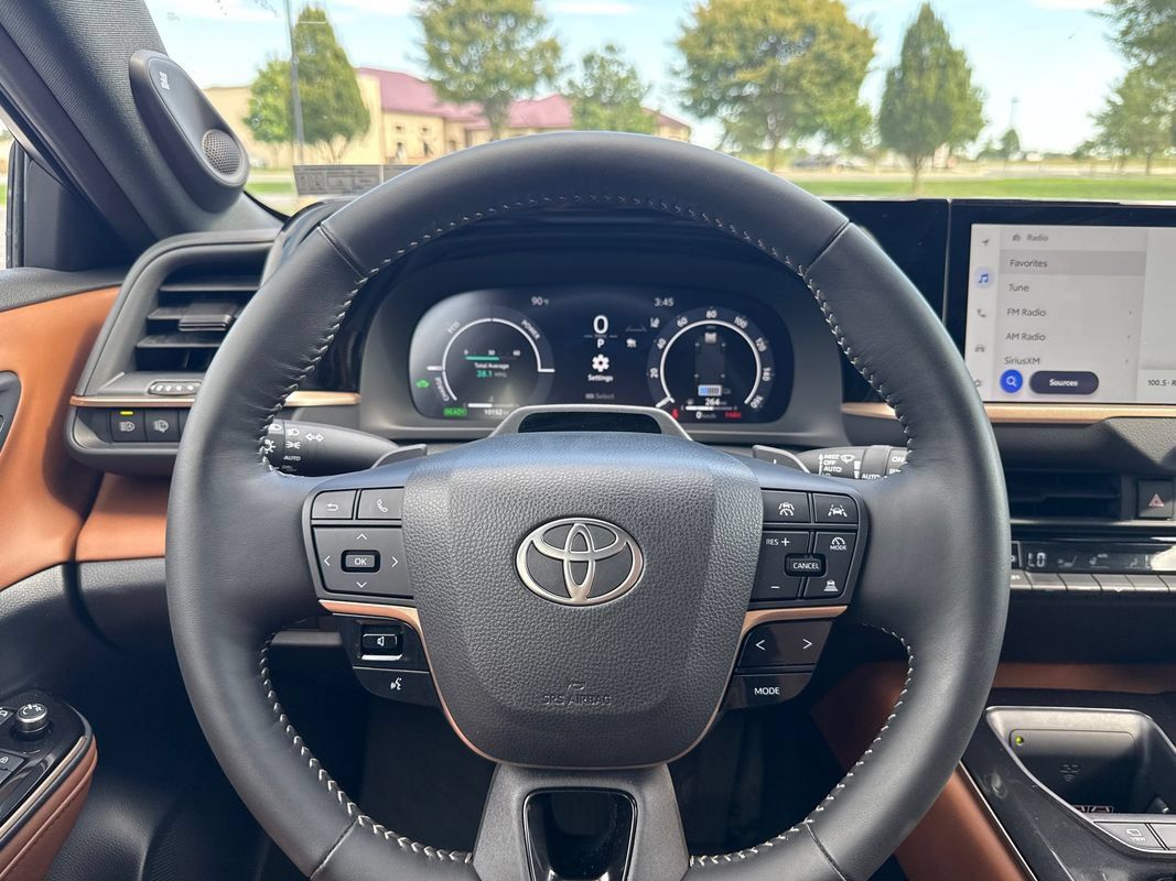 Used 2025 Toyota Crown Signia w/ Advanced Technology Package AWD/4WD image 25