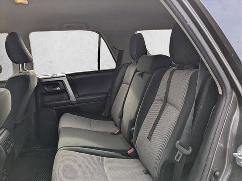 Used 2016 Toyota 4Runner SR5 image 16