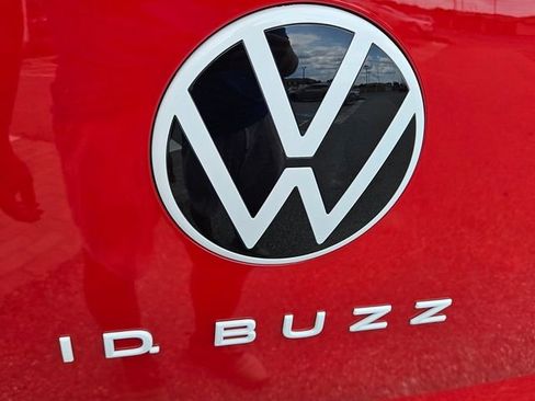 New 2025 Volkswagen ID. Buzz Pro S Plus image 13