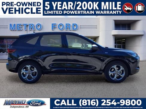 Used 2024 Ford Escape ST-Line w/ Tech Pack #1 AWD/4WD image 2