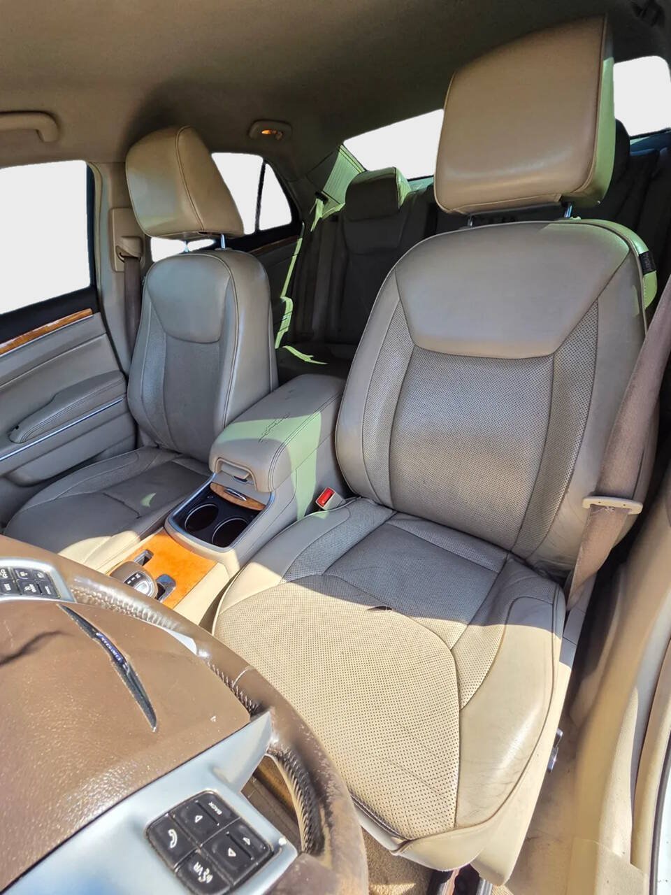 Used 2014 Chrysler 300 C AWD/4WD image 10