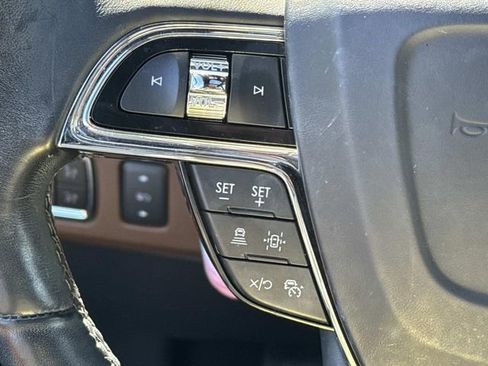 Used 2023 Lincoln Navigator Reserve w/ Monochromatic Package image 29