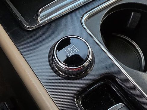 Used 2021 Lincoln Corsair FWD image 26